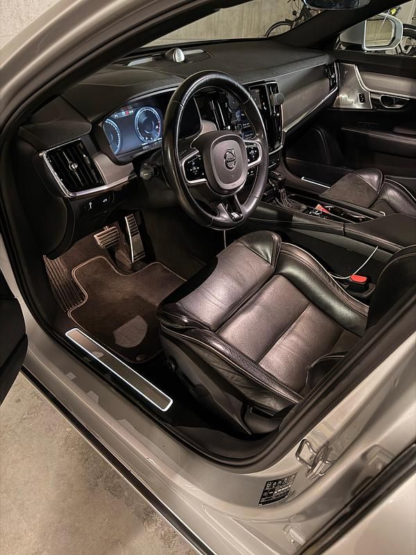 Gebraucht Volvo S90 R-Design 190 PS (139 kW) 2017 Limousine