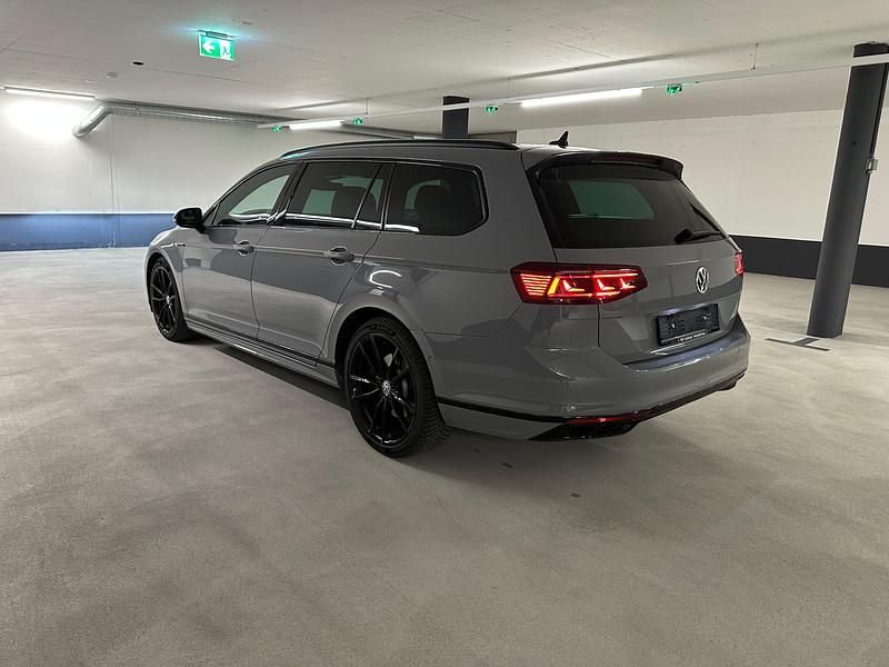 Gebraucht VW Passat R-line Edition 240 PS (176 kW) 2020