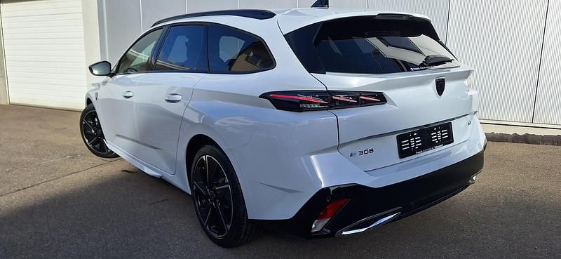 Gebraucht Peugeot 308 SW GT 114 kW (156 PS) 2024 Weiss Kombi