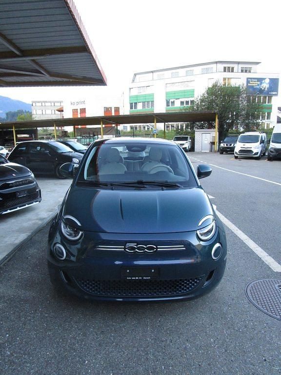 Gebraucht Fiat 500e La Prima 86 kW (118 PS) 2020 Limousine