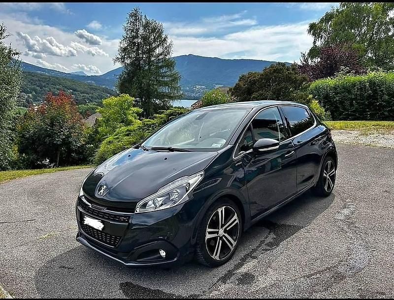 Gebraucht 2019 Peugeot 208 GT-line Kleinwagen | CHF 6’300 - Bild 1/4