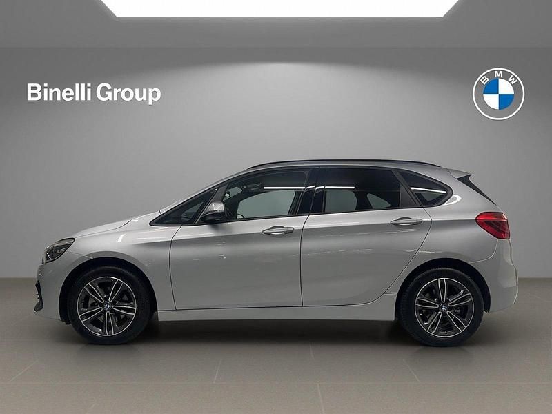 Gebraucht BMW 218 Active Tourer Sport Line 140 PS (102 kW) 2020 Silber Van / Kleinbus