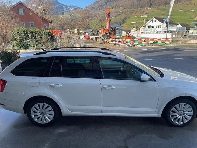 Gebraucht Skoda Octavia Ambition 190 PS (139 kW) 2019 Kombi