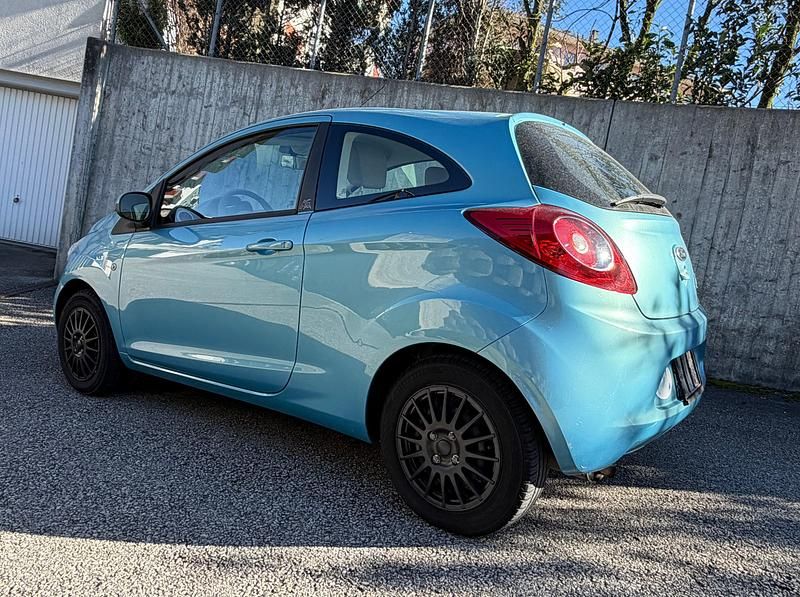 Gebraucht Ford Ka Ambiente 69 PS (50 kW) 2009 Kleinwagen