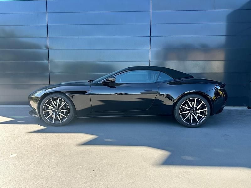 Gebraucht Aston Martin DB11 510 PS (375 kW) 2020 Schwarz Cabrio