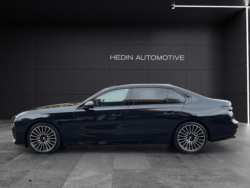 Neu BMW 740 Comfort Edition 299 PS (219 kW) 2025 Schwarz Limousine