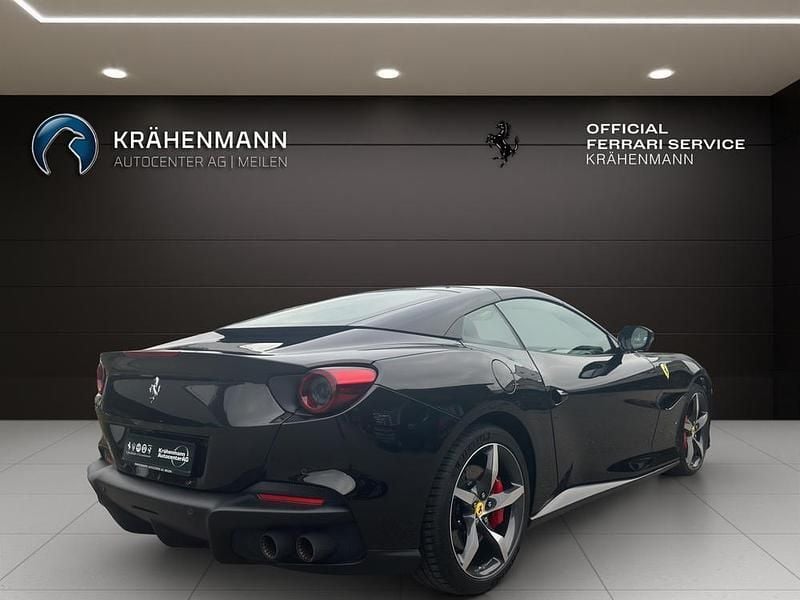 Gebraucht Ferrari Portofino 620 PS (456 kW) 2023 Schwarz Cabrio