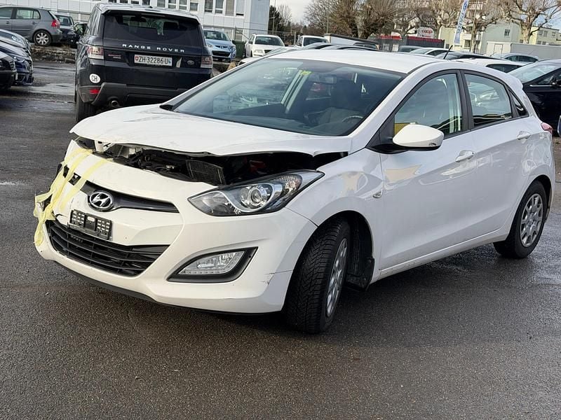 Gebraucht 2012 Hyundai i30 Comfort | CHF 2’200 - Bild 1/4