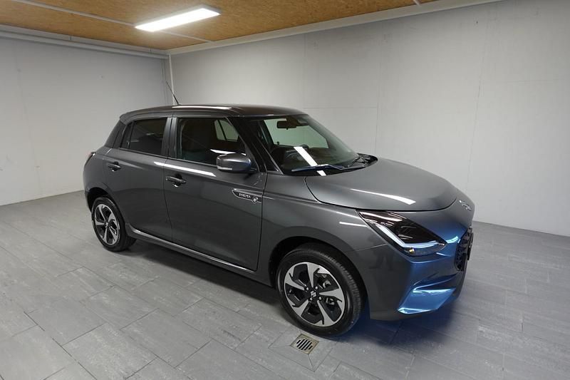 Neu Suzuki Swift 82 PS (60 kW) 2025 Anthrazit Limousine