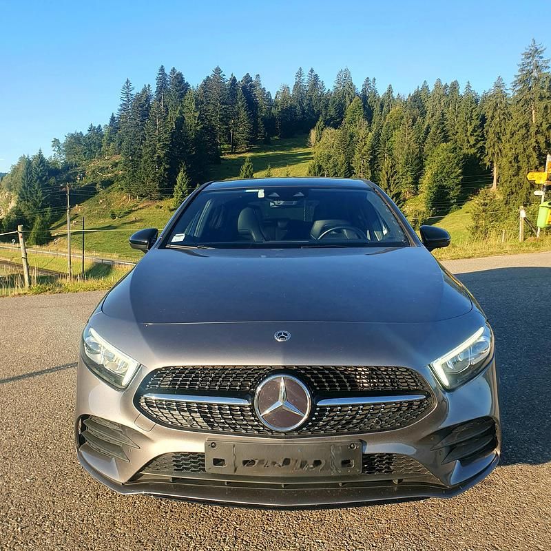 Gebraucht Mercedes A200 AMG line 163 PS (119 kW) 2018