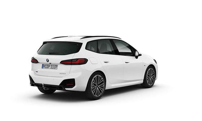 Gebraucht BMW 223 Active Tourer M Sport 197 PS (144 kW) 2024 Weiss Van / Kleinbus