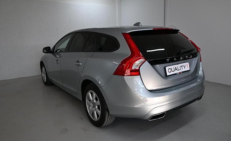 Gebraucht Volvo V60 163 PS (119 kW) 2013 Kombi
