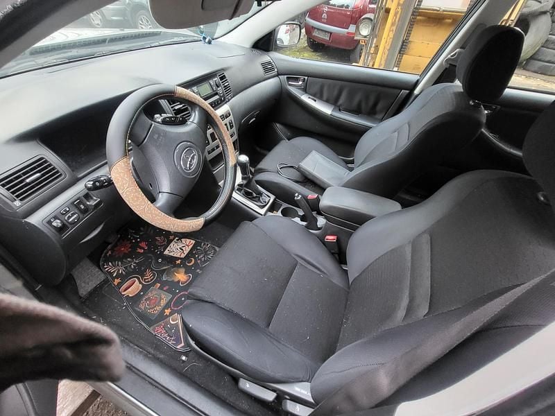 Gebraucht 2004 Toyota Corolla | CHF 850 - Bild 1/4