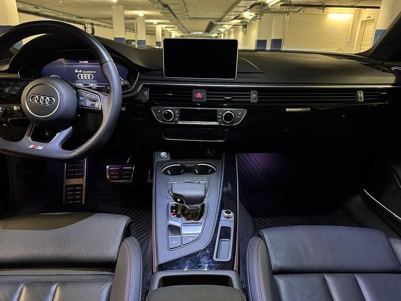 Gebraucht Audi A4 Sport 190 PS (139 kW) 2019 Kombi