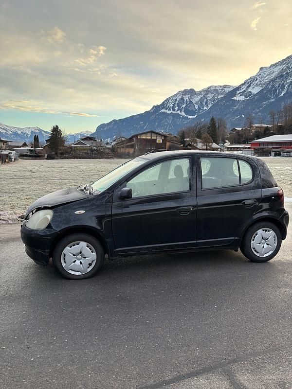 Gebraucht Toyota Yaris Luna 75 PS (55 kW) 2002