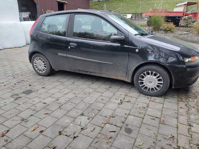 Gebraucht 2000 Fiat Punto Kleinwagen | CHF 250 - Bild 1/4