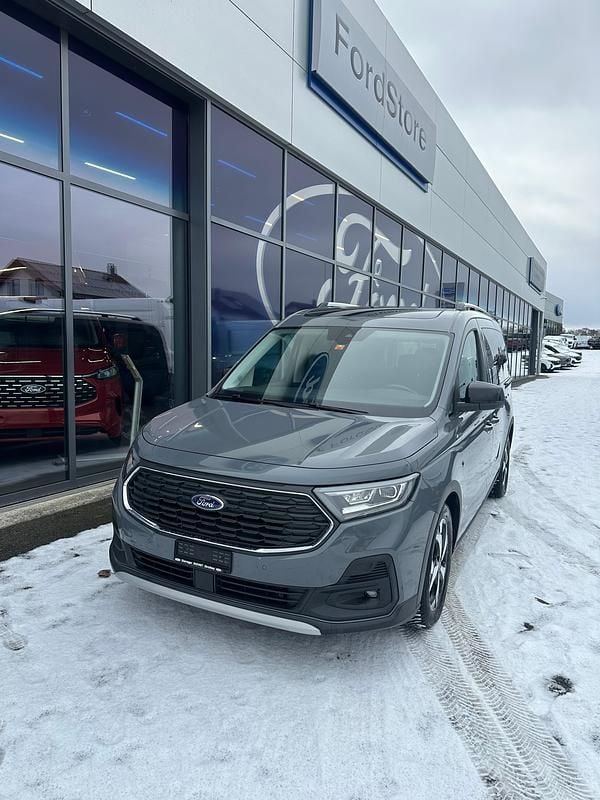 Gebraucht 2025 Ford Tourneo Connect Active Van / Kleinbus | CHF 39’900 (Etwas zu teuer) - Bild 1/4