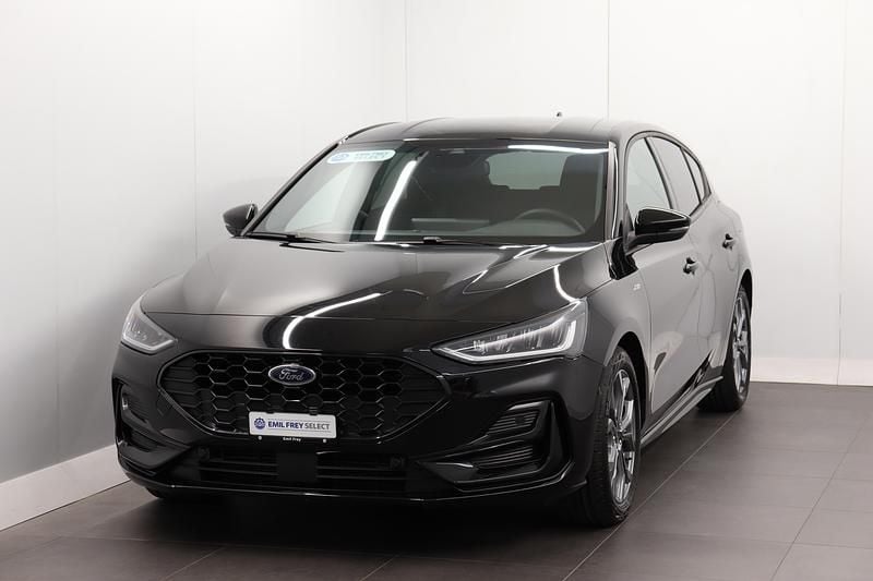 Gebraucht Ford Focus ST-Line 155 PS (114 kW) 2023 Schwarz Limousine