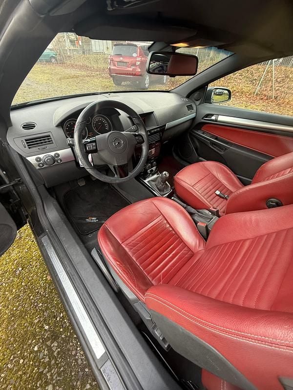 Gebraucht Opel Astra Enjoy 180 PS (132 kW) 2008