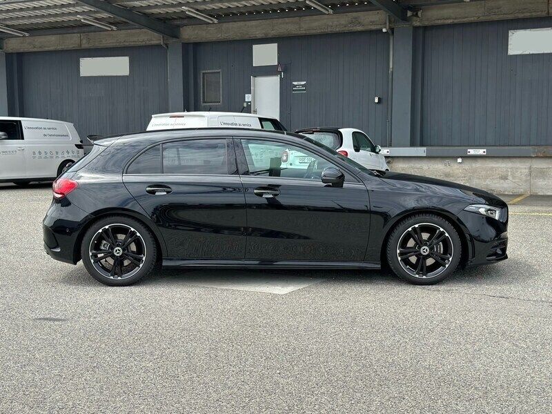 Gebraucht Mercedes A200 AMG line 163 PS (119 kW) 2022