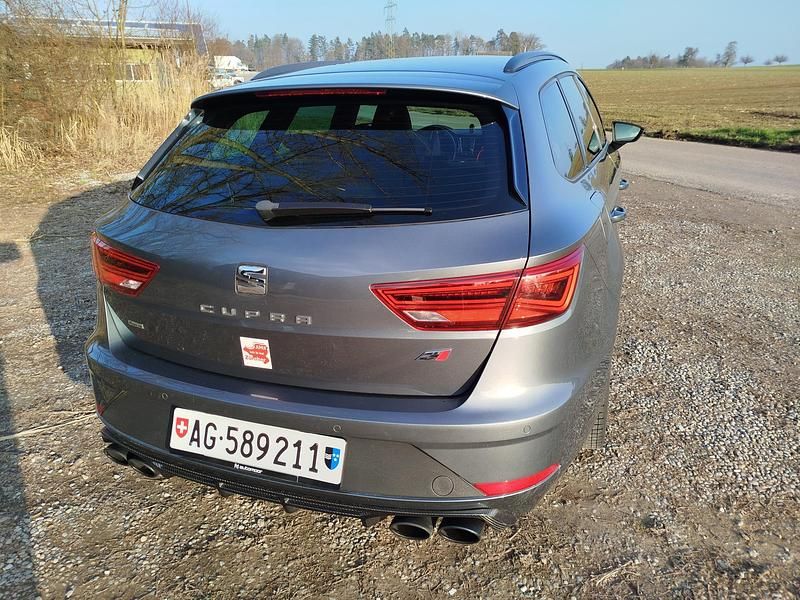 Gebraucht Seat Leon ST 4Drive 370 PS (272 kW) 2018 Kombi