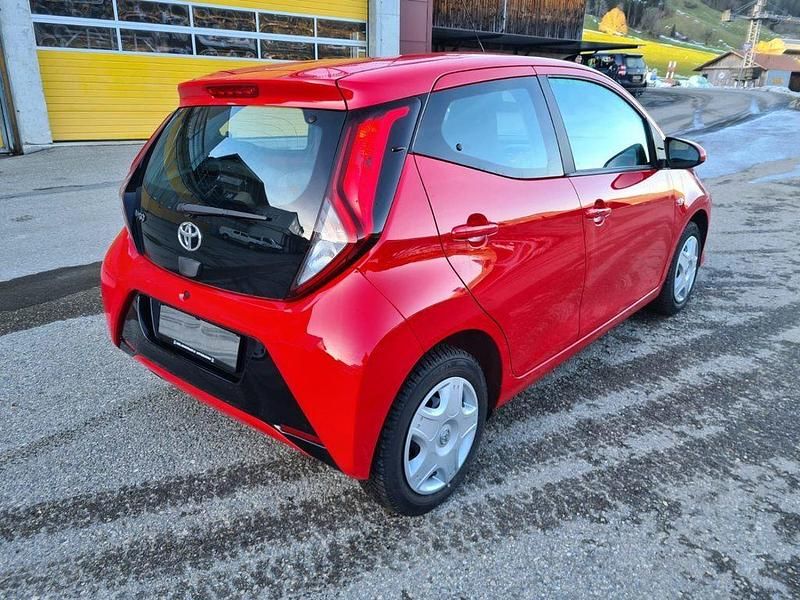 Gebraucht Toyota Aygo Trend 72 PS (52 kW) 2020 Kleinwagen