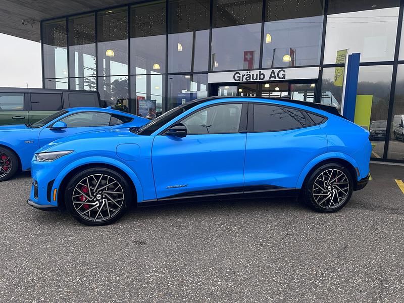 Gebraucht Ford Mustang Mach-E GT 442 kW (601 PS) 2022 Blau SUV