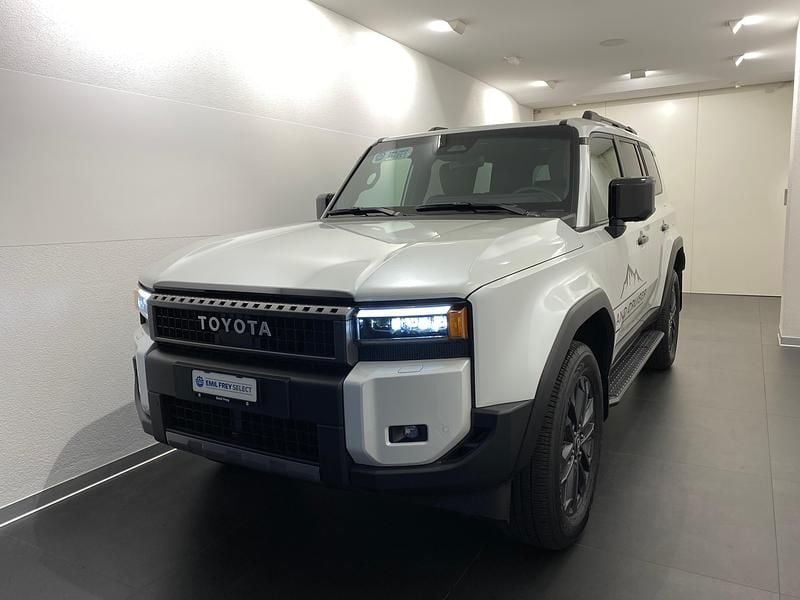 Weiss Gebraucht 2024 Toyota Land Cruiser SUV | CHF 85’400 - Bild 1/4