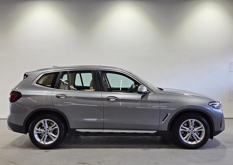 Gebraucht BMW X3 Sport Line 194 PS (142 kW) 2022 Grau SUV