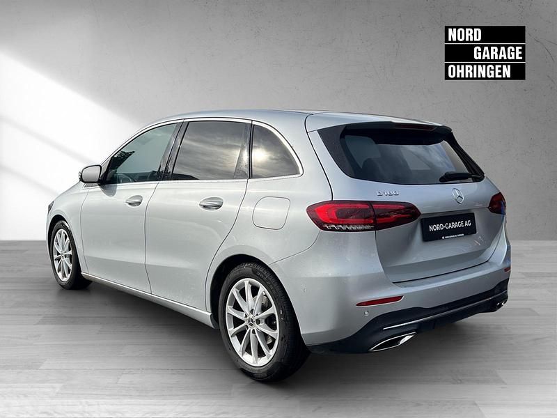 Gebraucht Mercedes B180 Progressive 136 PS (100 kW) 2019 Van / Kleinbus