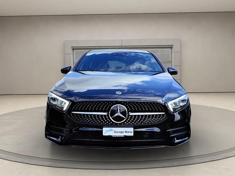 Gebraucht Mercedes A200 AMG line 163 PS (119 kW) 2023