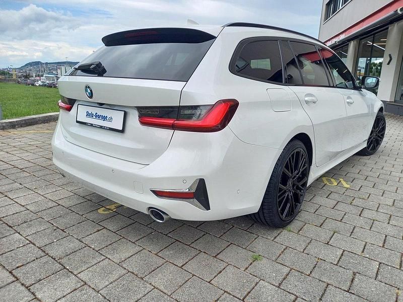 Gebraucht BMW 330 Luxury Line 296 PS (217 kW) 2021 Weiss Kombi