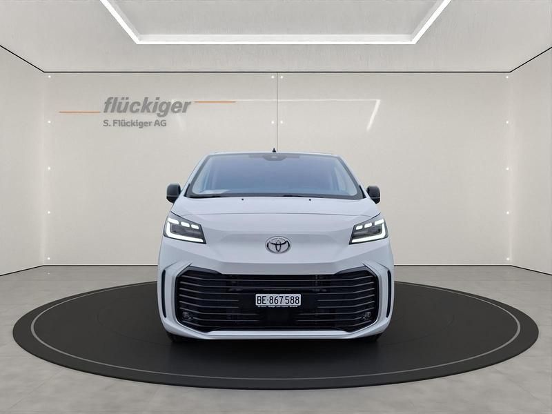 Neu Toyota Proace Verso Trend 98 kW (134 PS) 2025 Kombi