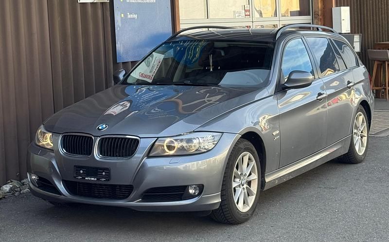Gebraucht BMW 320 177 PS (130 kW) 2009 Kombi