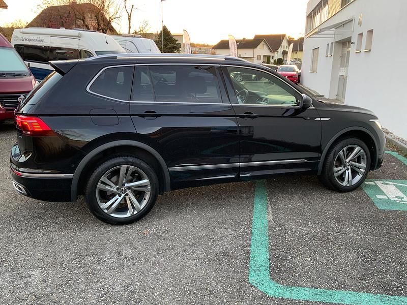 Gebraucht VW Tiguan Allspace R-line 200 PS (147 kW) 2022 SUV