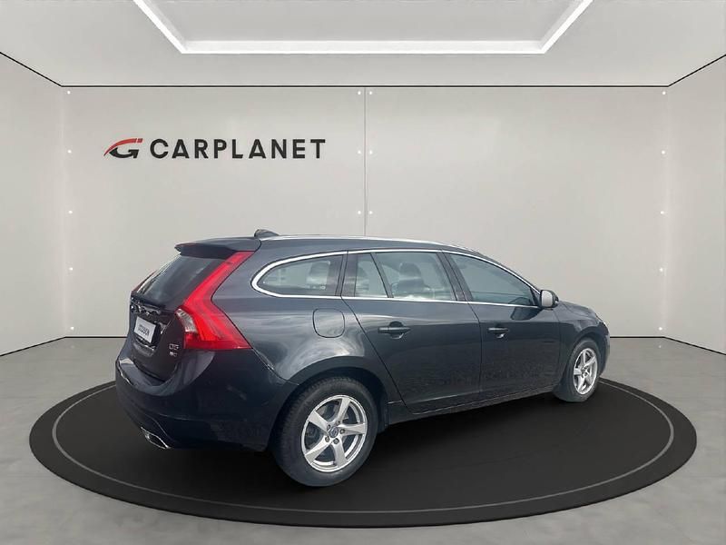 Gebraucht Volvo V60 Summum 215 PS (158 kW) 2015 Kombi