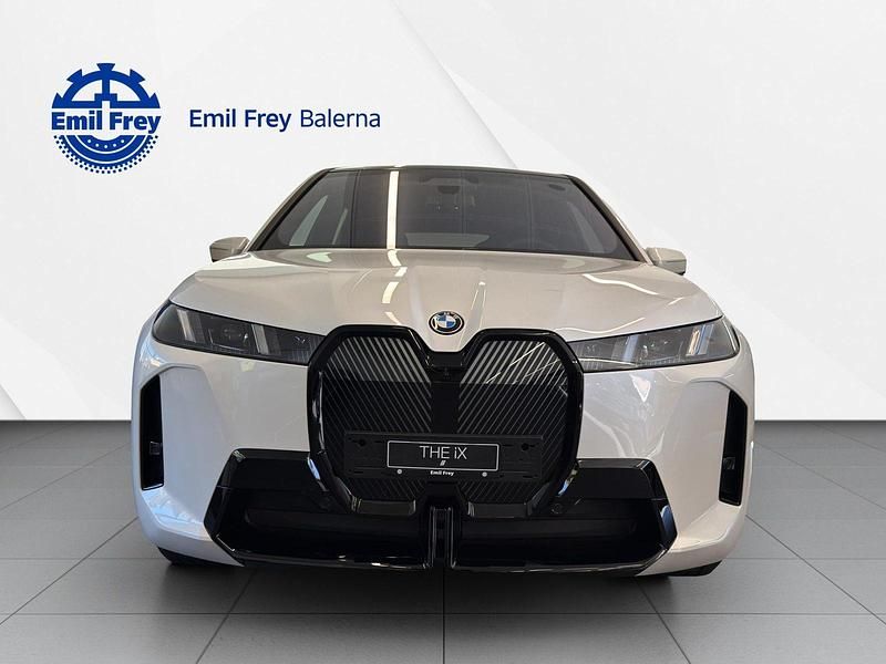 Neu BMW iX M Sport 300 kW (408 PS) 2026 SUV