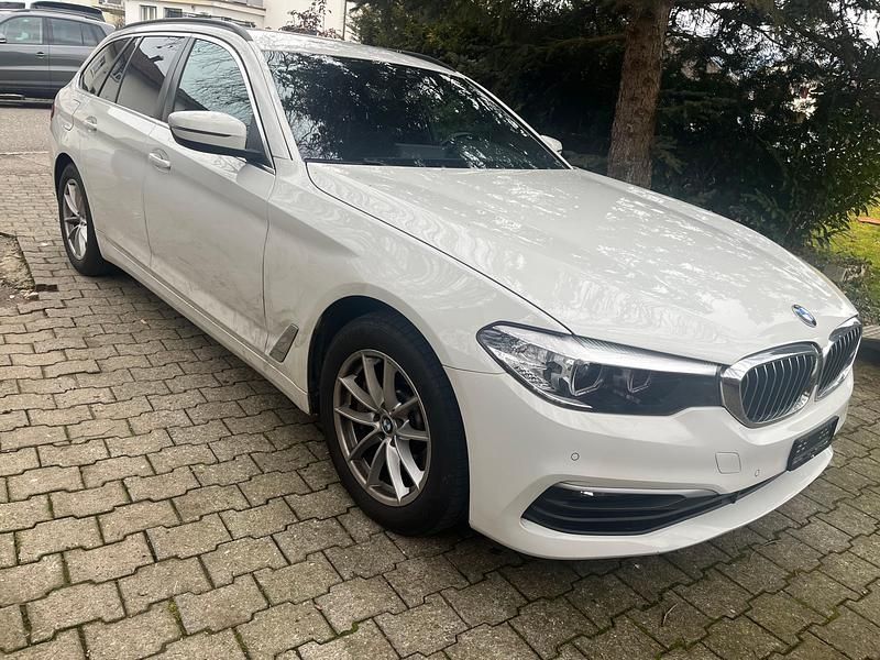 Gebraucht BMW 530 265 PS (194 kW) 2019 Kombi