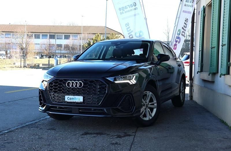 Gebraucht Audi Q3 Sportback Attraction 150 PS (110 kW) 2025 SUV