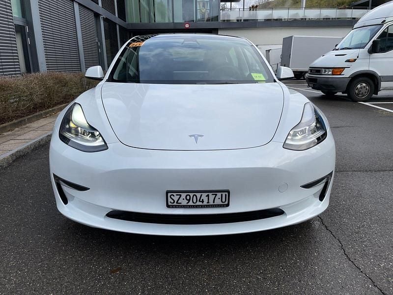 Neu Tesla Model 3 Performance 377 kW (513 PS) 2025 Limousine