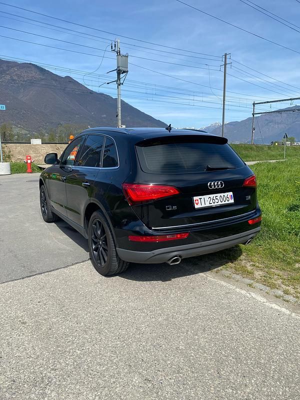 Gebraucht Audi Q5 245 PS (180 kW) 2015 SUV