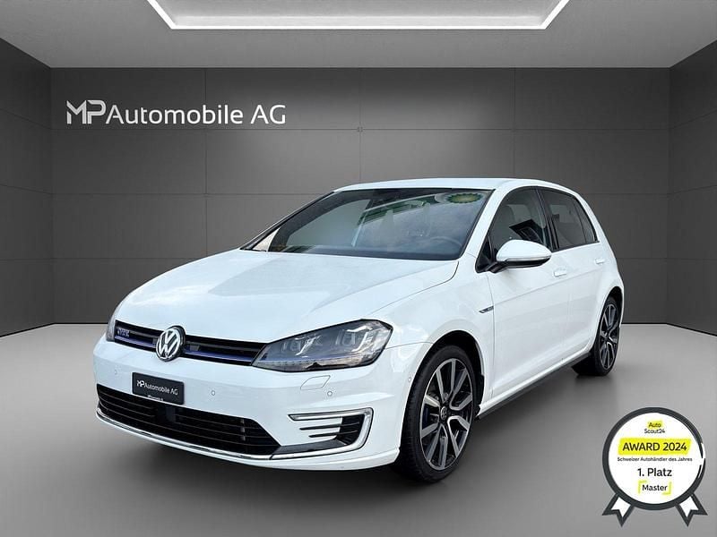 Gebraucht 2015 VW Golf VII GTE Limousine | CHF 12’890 (Guter Preis) - Bild 1/4