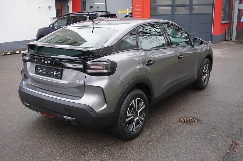 Neu Citroën C4 110 PS (80 kW) 2026 Grau SUV