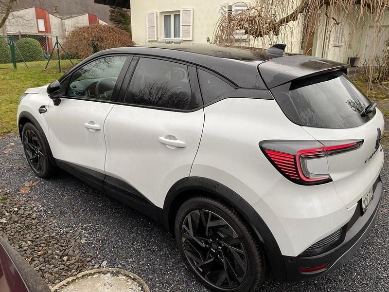 Neu Renault Captur Esprit Alpine 143 PS (105 kW) 2025 SUV