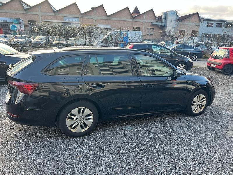 Gebraucht Skoda Octavia Ambition 150 PS (110 kW) 2022 Kombi