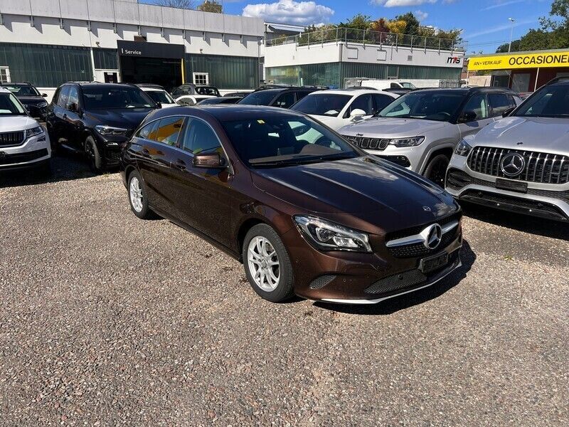Gebraucht Mercedes CLA200 Shooting Brake 136 PS (100 kW) 2018 Kombi