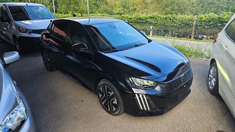 Neu Peugeot 208 Allure Premium 100 PS (73 kW) 2025 Kleinwagen