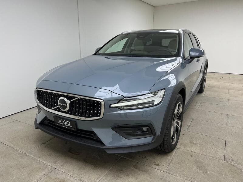 Grau Gebraucht 2023 Volvo V60 CC Ultimate Kombi | CHF 52’900 (Teuer) - Bild 1/4