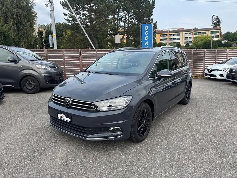 Gebraucht 2023 VW Touran Highline Van / Kleinbus | CHF 29’990 (Superpreis) - Bild 1/4