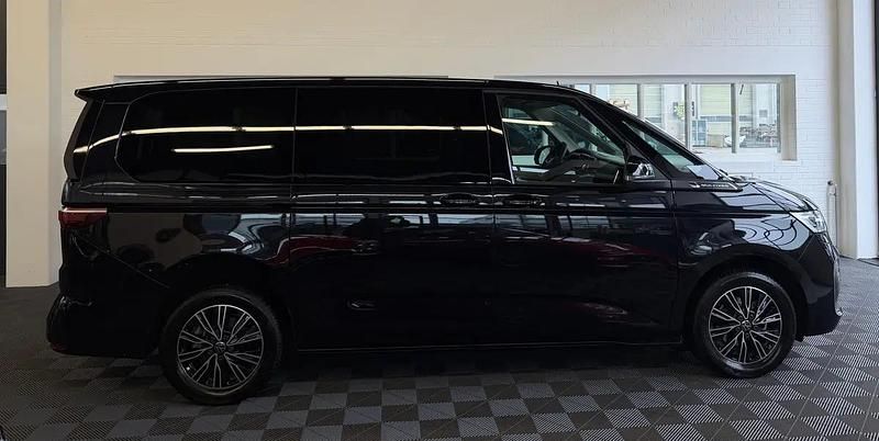 Gebraucht VW T7 Life 150 PS (110 kW) 2026 Schwarz Van